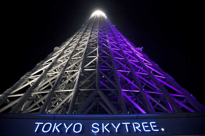 Tokyo Sky Tree Opening Chic  and  Elegant  in the night sky  May 24, 2012, Tokyo, Japan   Tokyo Skytree is illuminated in purple which expresses the Japanese aesthetic sense, elegant and dignified image of the tower. Tokyo Skytree has two lighting styles, the concept of the design is based on Japanese aesthetic  Miyabi  in purple and blue  Iki  represents the essence of Kokoroiki. The tower opened to the public on May 22nd 2012 and at 634m is the worlds  2nd tallest building and the worlds  tallest tower.  Photo by Rodrigo Reyes Marin AFLO 