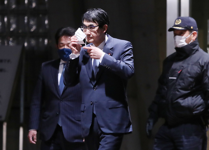 Former Justice Minister Katsuyuki Kawai out on bail more than 8 months after his arrest. Former Justice Minister Katsuyuki Kawai leaves the Tokyo Detention Center after being released on bail for the first time in eight months.
