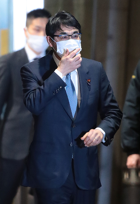 Former Justice Minister Katsuyuki Kawai out on bail more than 8 months after his arrest. Former Justice Minister Katsuyuki Kawai leaves the Tokyo Detention Center after being released on bail for the first time in eight months.