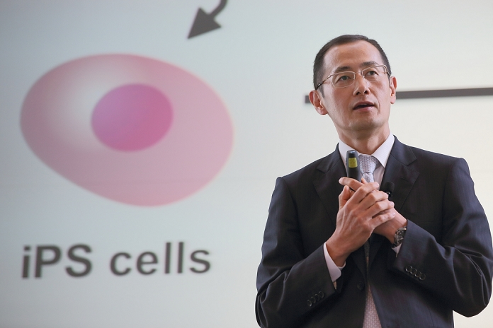 Dr. Yamanaka speaks in Tokyo iPS cell researcher Odaiba, Tokyo, Japan, Jun 17, 2012   Dr. Ian Wilmut  MRC Centre for Regenerative Medicine, University of Edinburgh  in 1996 first cloned a mammal, a lamb named Dolly, attends ISSCR 2012 Public Symposium at National Museum of Emerging Science and Innovation,Odaiba, Tokyo, Japan, Jun 17, 2012.