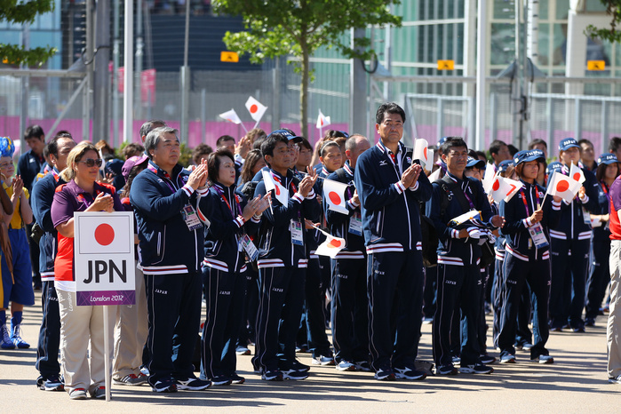 London 2012 Olympic Games Preview Entrance Ceremony for Japanese Athletes Japan Delegation  JPN  JULY 24, 2012   Olympic : Team Welcoming Ceremony for the Japanese delegation Team Welcoming Ceremony for the Japanese delegation during the London 2012 Olympic Games at Athlete s Village, in London, UK.  Photo by YUTAKA AFLO SPORT   1040 .
