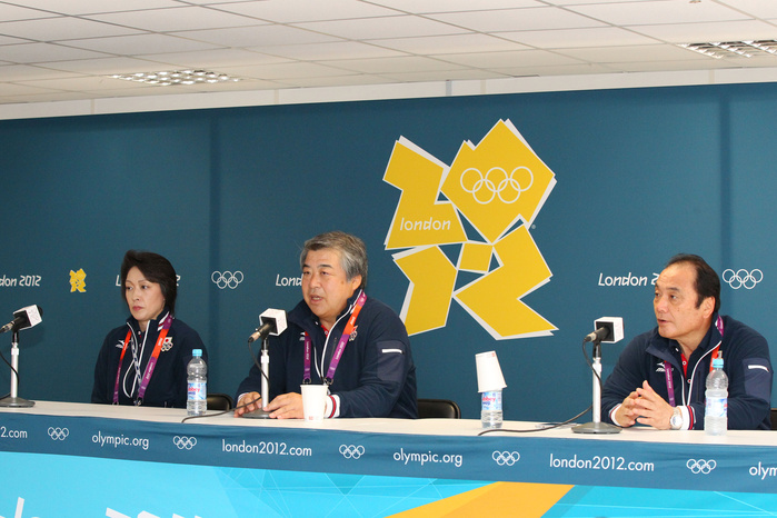 London 2012 Olympic Games Preview Japan National Team Headquarters Press Conference  L to R  Seiko Hashimoto  JPN , Deputy Commander Haruki Uemura  JPN , Haruki Uemura  JPN , Haruki Uemura  JPN , Mitsuo Tsukahara  JPN , Mitsuo Tsukahara  JPN  Mitsuo Tsukahara  JPN , General Director JULY 24, 2012   Olympic : Japan Delegation Japan Delegation during the Press Conference for the London 2012 Olympic Games at Athlete s Village Media Centre, in London, UK.  Photo by YUTAKA AFLO SPORT   1040 .