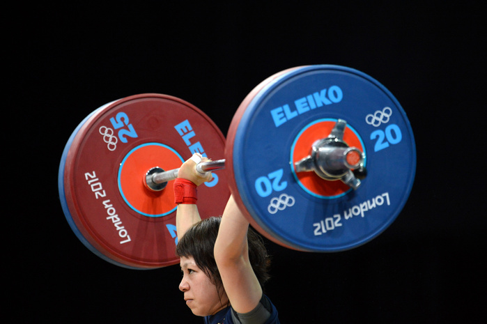 London 2012 Olympics Women s 48kg Weightlifting Hiromi Miyake  JPN  JULY 28, 2012   Weightlifting : Women s 48kg at ExCeL during the London 2012 Olympic Games in London, UK.   Photo by Jun Tsukida AFLO SPORT   0003 . 