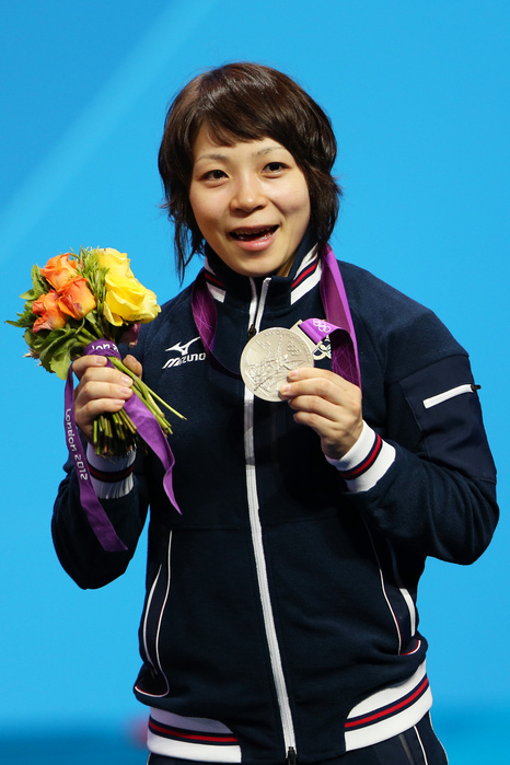 2012 London Olympics Weightlifting, Women s 48kg class, Miyake wins silver medal with new Japanese record Hiromi Miyake  JPN  JULY 28, 2012   Weightlifting :. Women s 48kg Medal Ceremony at ExCeL  Photo by AFLO SPORT    Photo by AFLO SPORT   1045 .