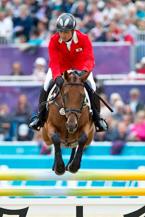 London 2012 Olympic Games Equestrian General Equestrian Atsushi Negishi  JPN , JULY 31, 2012   Equestrian : Atsushi Negishi of Japan riding Pretty Darling competes during the Eventing Jumping of the London 2012 Olympic Games at Greenwich Park in London, UK.  Photo by Enrico Calderoni AFLO SPORT   0391 .