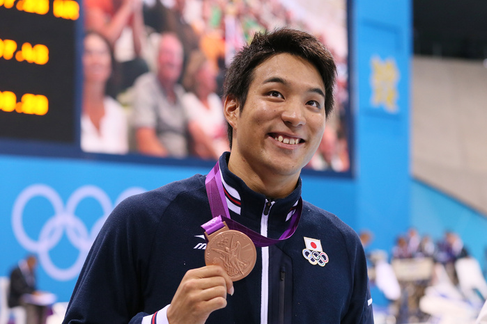 2012 London Olympics, Men s 200m Breaststroke, Bronze medal for Tateishi at the podium ceremony. Ryo Tateishi  JPN  AUGUST 1, 2012   Swimming : Men s 200m Breaststroke Medal Ceremony Men s 200m Breaststroke Medal Ceremony at Olympic Park   Aquatics Centre during the London 2012 Olympic Games in London, UK.  Photo by YUTAKA AFLO SPORT   1040 .