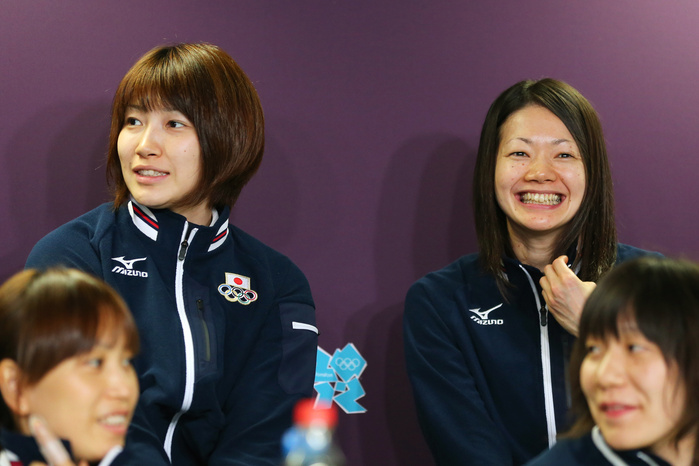 London 2012 Olympic Games Volleyball Women Medalists Press Conference  L to R  Maiko Kano  JPN , Kaori Inoue  JPN  AUGUST 12, 2012   Volleyball : Press Conference of Bronze Medalist Japan Women s team Press Conference of Bronze Medalist Japan Women s team at Olympic Park   MPC during the London 2012 Olympic Games in London, UK.   Photo by AFLO SPORT   1045 .