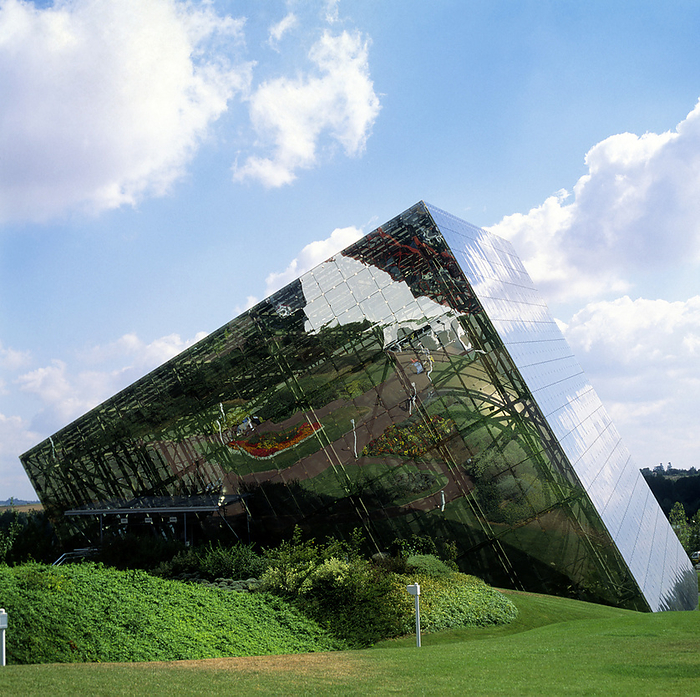 Omnimax building Futuroscope science park Futuroscope science park. Omnimax exhibit, a cube shaped buiding with a glass exterior, at the Futuroscope science park in Poitiers, France. This building houses a huge dome onto which an image is projected using a special  fish eye   lens. This image fills all of the viewers  vision and so makes them feel immersed in it. The Futuroscope park took eight years to build. 