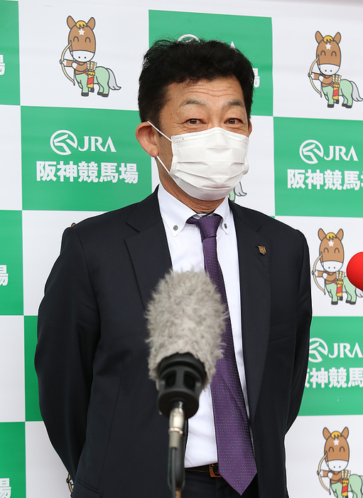 2021 Tennou sho Spring  G1  Trainer Yasuo Tomomichi answers questions in a joint interview at the 2nd Hanshin Racetrack on May 2, 2021.