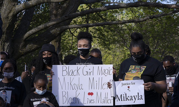 Massachusetts, U.S.A. Black girl s body found in woods May 6, 2021, Hopkinton Common, Hopkinton, Massachusetts, USA: Family members take part in a vigil for Mikayla Miller on Hopkinton Town Common in Hopkinton.  Miller, a Black teenager was found dead in a wooded area near her home on April 18, 2021 in Hopkinton.  Photo by Keiko Hiromi AFLO  