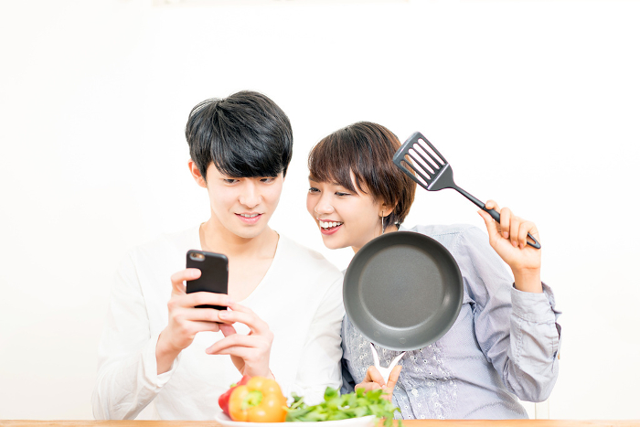Vegetables, Couples, International Marriage, Smart Phone