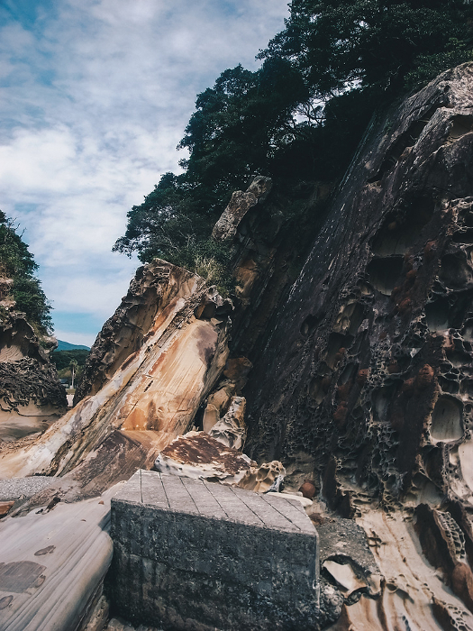 A landscape of naturally formed strange rocks  Ryugushi Coast, Kochi Prefecture, Japan  Exif_JPEG_PICTURE