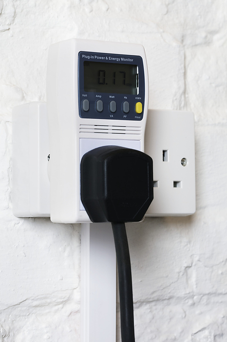 Plug in electricity meter Plug in electricity meter. This energy meter  or monitor  indicates the cost of energy consumption. It also measures the voltage  V , amps  A , watts  W , volt amps  VA , hertz  Hz  and power factor  PF  of electrical appliances.