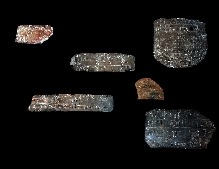 Linear B tablets discovered by Arthur Evans at Mycaenae (Crete) display the Minoan language. Linear B is a syllabic script that was used for writing Mycenaean Greek, an early form of Greek. It predated the Greek alphabet by several centuries (ca. 13th but perhaps as early as late 15th century BC) and seems to have died out with the fall of Mycenaean civilization
