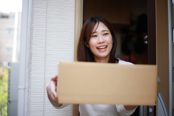 Woman receiving a delivery