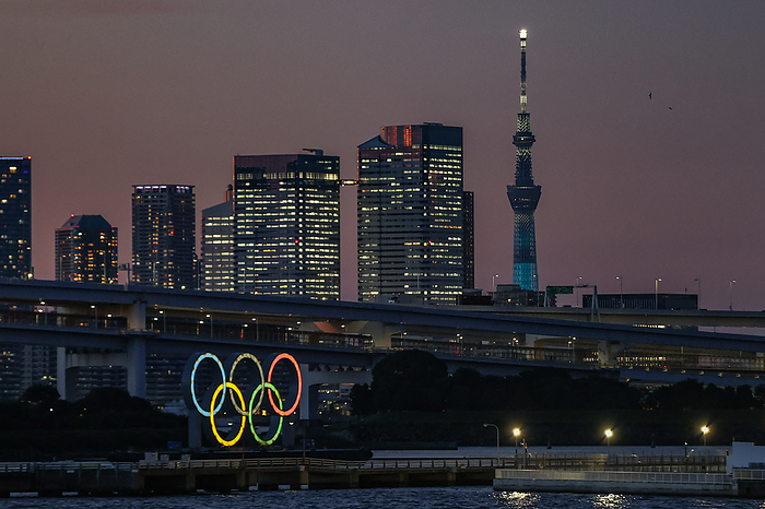 Tokyo 2020 Preview A large monument of the Olympic rings is displayed before the Tokyo 2020 Olympic Games in Tokyo, Japan on July 16, 2021.  Photo by AFLO SPORT 