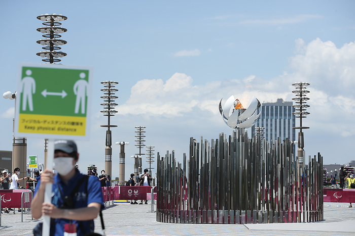 2020 Tokyo Olympics Torch Stand JULY 24, 2021 : A general view of the olympic cauldron at the Yume no ohashi bridge  Dream Bridge  in Tokyo, Japan.  Photo by AFLO SPORT 