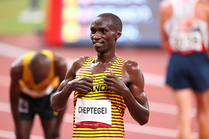 Tokyo Olympic Games 2020   Athletics Joshua CHEPTEGEI  UGA  crosses the finish line first, AUGUST 6, 2021   Athletics : Men s 5000m Final during the Tokyo 2020 Olympic Games at the National Stadium in Tokyo, Japan.  Photo by YUTAKA AFLO SPORT 
