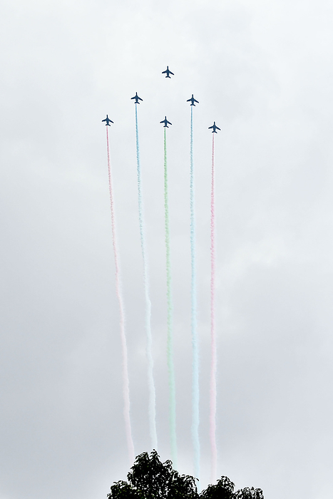 Blue Impulse paints the Paralympic symbol  Three Agitos  with color smoke over Tokyo on the opening day of the Paralympic Games The Blue Impulse paints the red, blue and green lines of the Paralympic symbol  Three Agitos  with color smoke over Shibakoen  Shiba Park  in Tokyo, on August 24, 2021. PHOTO: Tadayuki YOSHIKAWA Aviation Wire