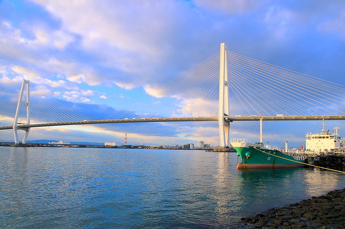 Evening view of Meiko Triton and cargo ships Nagoya City, Aichi Pref.