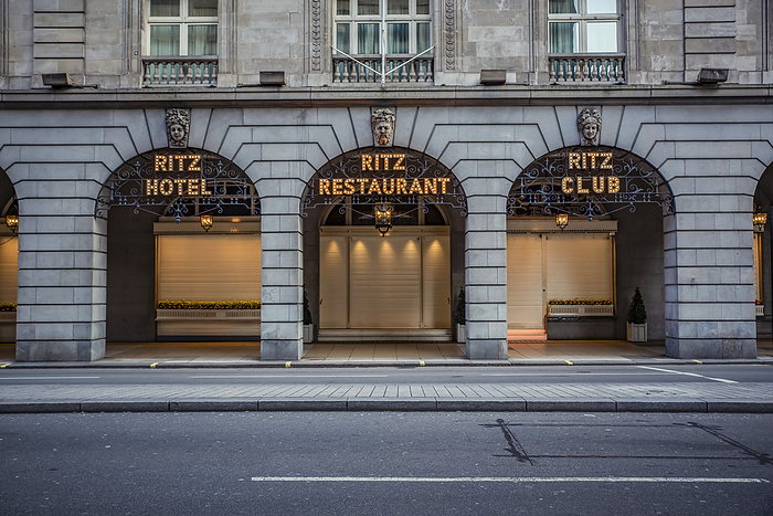 Close-up of The Ritz Hotel in Piccadilly under Lockdown for the Covid-19 pandemic; London, England, UK, Photo by Dosfotos / Design Pics