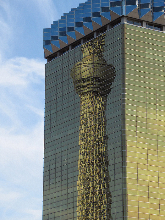 The Tokyo Sky Tree reflected in the Asahi Breweries headquarters building is called the  Golden Sky Tree. The Tokyo Skytree reflected in the Asahi Breweries headquarters building is known as the  Golden Skytree.