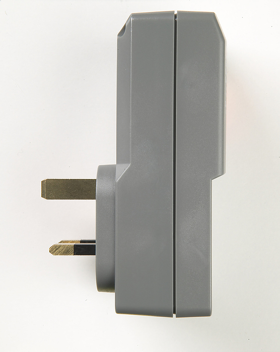 RCD adaptor Side view of a RCD adaptor., Photo by DK IMAGES SCIENCE PHOTO LIBRARY