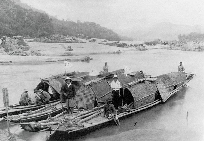Laos: Mail delivery on the Mekong by the Post   Telegraph service in northern Laos in 1919. The River Mekong is the world s 12th longest river. From its Himalayan source on the Tibetan plateau, it flows some 4,350 km  2,703 miles  through China s Yunnan province, Burma, Laos, Thailand, Cambodia and Vietnam, finally draining in the South China Sea.  The recent construction of hydroelectric dams on the river and its tributaries has reduced the water flow dramatically during the dry season in Southeast Asia. 