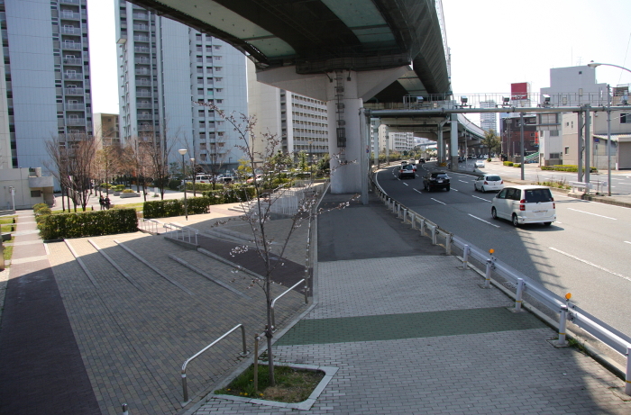 Park under elevated highway