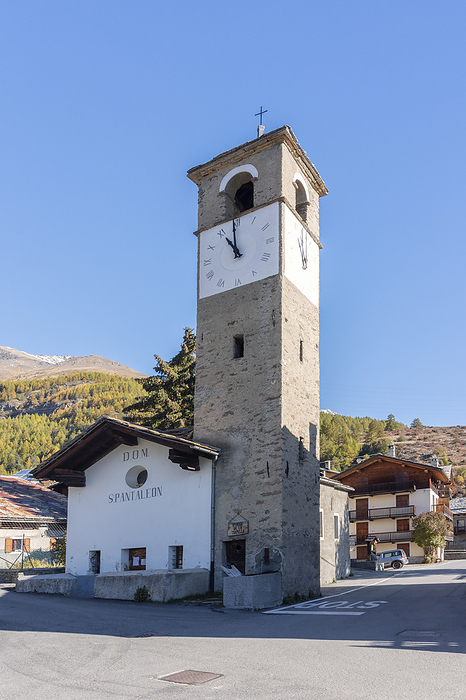 Italy The Cappella of Saint Pantaleon in Gimillan village, Cogne valley, municipality of Cogne, Aosta province, Valle d Aosta district, Italy, Europe, Photo by Carlo Conti