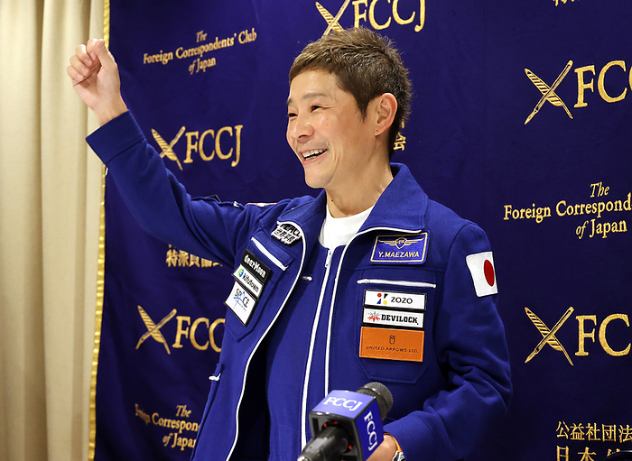 Yusaku Maezawa to meet with the ISS for a 12 day stay January 7, 2022, Tokyo, Japan   Japanese billionaire and CEO of Start Today  Yusaku Maezawa poses before he holds a press conference at the Foreign Correspondents  Club of Japan in Tokyo on Friday, January 7, 2022. Maezawa, former CEO of online fashion commerce site Zozo, made a 12 day travel to International Space Station  ISS  with a Russian rocket Soyuz last month.      Photo by Yoshio Tsunoda AFLO  