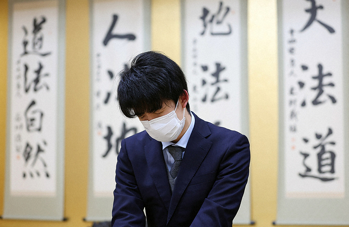 Sota Fujii loses in the rankings and his promotion to Class A is postponed until the next round. Sota Fujii, who lost in the ranking game and his promotion to Class A was postponed until the next round, at Fukushima Ward, Osaka City on January 1, 2022. Photo by Takeshi Inokai at 0:48 a.m. on January 4.