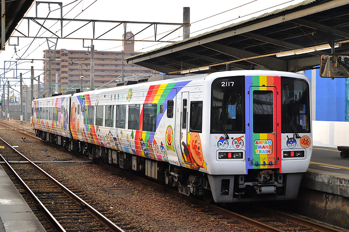 Series 2000 Limited Express Uwakai  Ampanman Train  departing from the Yosan Line, Ehime Prefecture Taken at Matsuyama Station