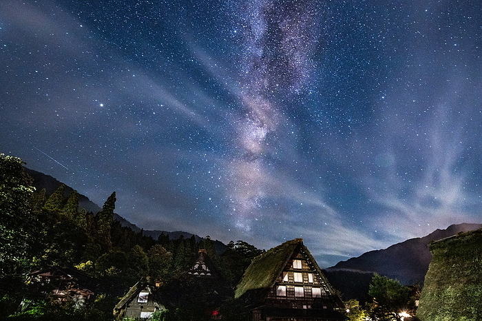 Night view of Shirakawa-go and the Milky Way Shirakawa Village, Gifu Prefecture