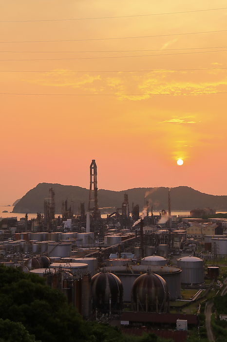 Sunset over the oil refinery at Shimotsu Port and Jinojima Island Wakayama Pref. Refinery functions to be shut down by October 2023