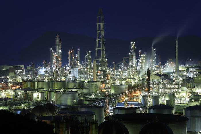 Night view of the oil refinery at Shimotsu Port, Wakayama Pref. Refinery functions to be shut down by October 2023