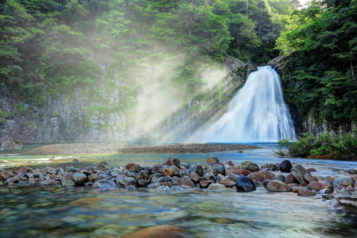 Houtai Waterfall and glow in summer