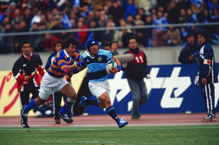 Hiroki Mizuno (Kanto Gakuin),
JANUARY 13, 2001 - Rugby : Hiroki Mizuno of Kanto Gakuin runs with the ball during the 37th All Japan University Rugby Championship final match between Kanto Gakuin University 42-15 Hosei University at National Stadium in Tokyo, Japan.
(Photo by AFLO) [0633].