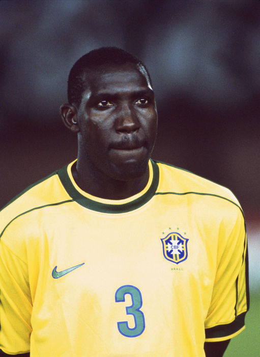 Gomes Silva Odvan (CHI),
JUNE 30, 1999 - Football : A portrait of Gomes Silva Odvan of Brazil before the Copa America 1999 match between Brazil 7-0 Venezuela in Paraguay.
(Photo by AFLO) (633)