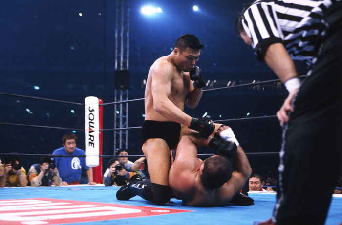 Naoya Ogawa, Naoya Ogawa
APRIL 7, 2000 - Pro-Wrestling :.
Naoya Ogawa in action against Shinya Hashimoto during the New Japan Pro-Wrestling event at Tokyo Dome in Tokyo, Japan.
(Photo by Yukio Hiraku/AFLO) [0722].