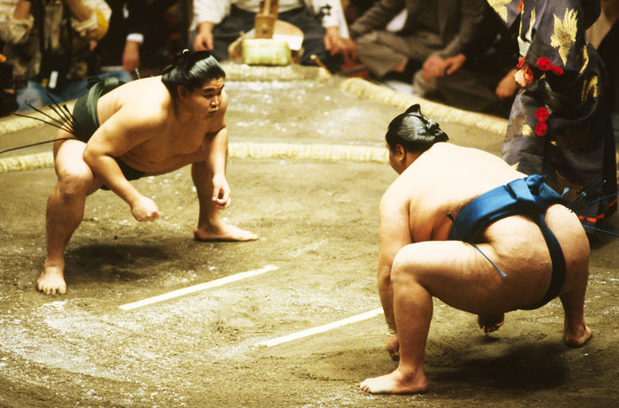 Wakahanada (Fujishima)
MAY 18, 1992 - Sumo : Wakahanada (L) stares at his opponent Kushimaumi (R) before the match during the Grand Sumo Championship Summer Series at Ryogoku Kokugikan in Tokyo, Japan.
(Photo by Shinichi Yamada/AFLO) [0348].
