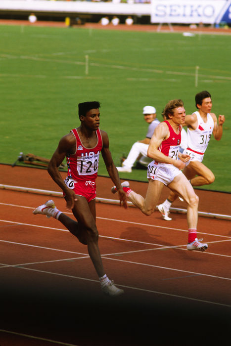 Carl Lewis (USA),
SEPTEMBER 21, 1985 - Athletics : Carl Lewis of the USA in action during the Men's 100m at the USA-Soviet-Japan Athletics.
(Photo by Shinichi Yamada/AFLO) [0348]