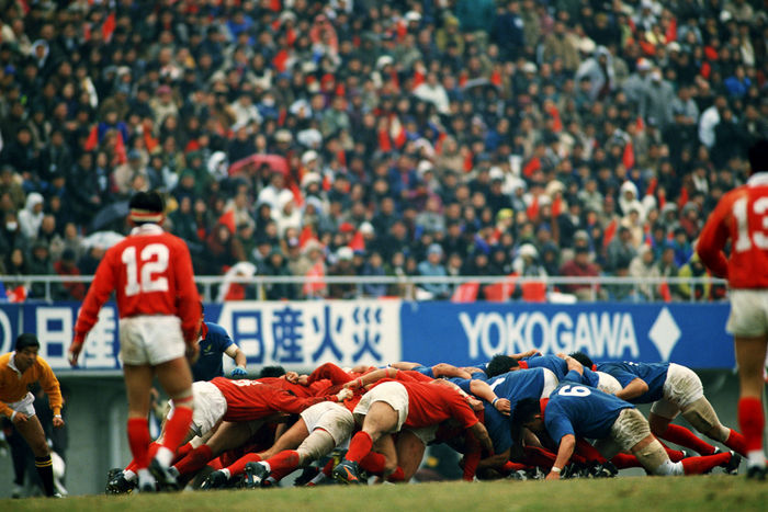 1993 National Working Men s Rugby Final Kobe Steel vs Toshiba Fuchu, Kobe Steel JANUARY 9, 1993   Rugby : Kobe Steel and Toshiba Fuchu players in action during the 45th All Japan Workers  Rugby Championship final match between Kobe Steel 20 19 Toshiba Fuchu in Japan.  Photo by Shinichi Yamada AFLO   0348 .