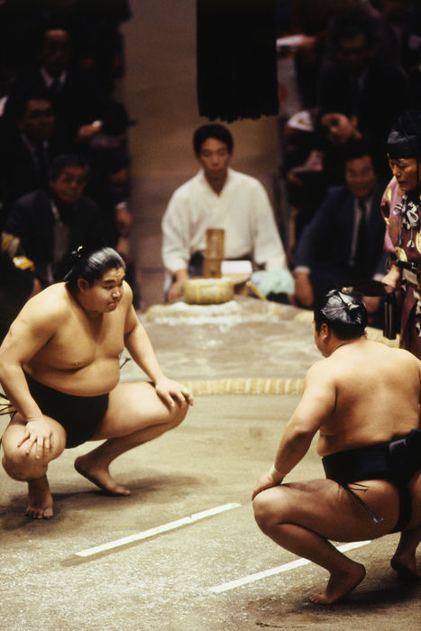 Wakahanada (Fujishima),
JANUARY 20, 1993 - Sumo : Wakahanada (L) stares at his opponent Kotonishiki (R) before the match during the Grand Sumo Championship Beginning Series at Ryogoku Kokugikan in Tokyo, Japan.
(Photo by Shinichi Yamada/AFLO) [0348].