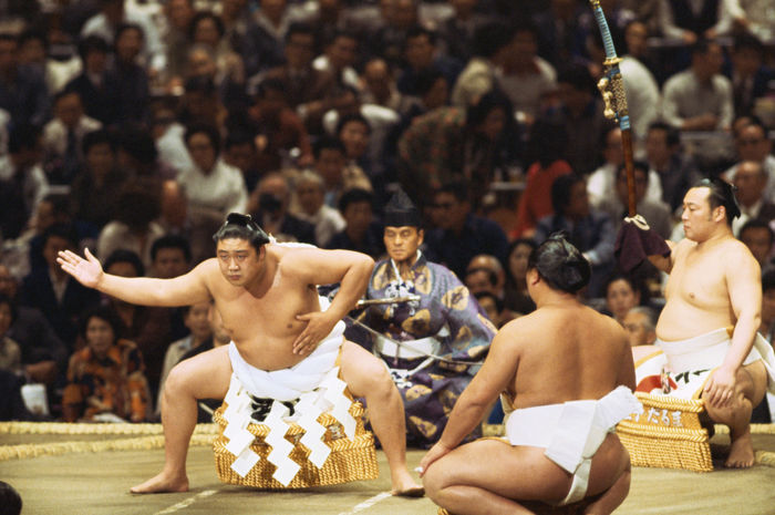 Wakanohana (2nd generation),
MAY 8, 1979 - Sumo : Yokozuna Wakanohana demonstrates a ceremonial performance to enter the ring, Dohyo-iri, before the start of competition during the Grand Sumo Championship Summer Series at Kuramae Kokugikan in Tokyo, Japan.
(Photo by Shinichi Yamada/AFLO) [0348].