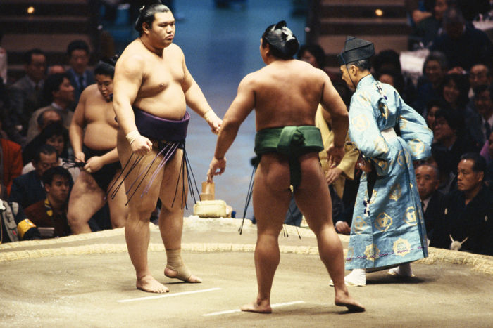 Tochinowaka, Tochinowaka
JANUARY 14, 1992 - Sumo : Tochinowaka (L) stares at his opponent Kirishima (R) before the match during the Grand Sumo Championship Beginning Series at (Photo by Shinichi Yamada/Associated Press)
(Photo by Shinichi Yamada/AFLO) [0348].