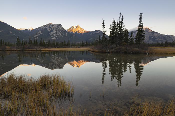 Athabasca River with Esplanade Mountain, Whitecap Mountain, and Gargoyle Mountain at Sunrise in Autumn, Jasper National Park Athabasca River with Esplanade Mountain, Whitecap Mountain, and Gargoyle Mountain at sunrise in Autumn, Jasper National Park, UNESCO World Heritage Site, Alberta, Canadian Rockies, Canada, North America, Photo by Jon Reaves