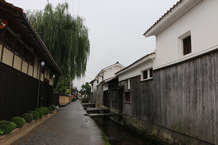 Kurayoshi White-Walled Storehouses