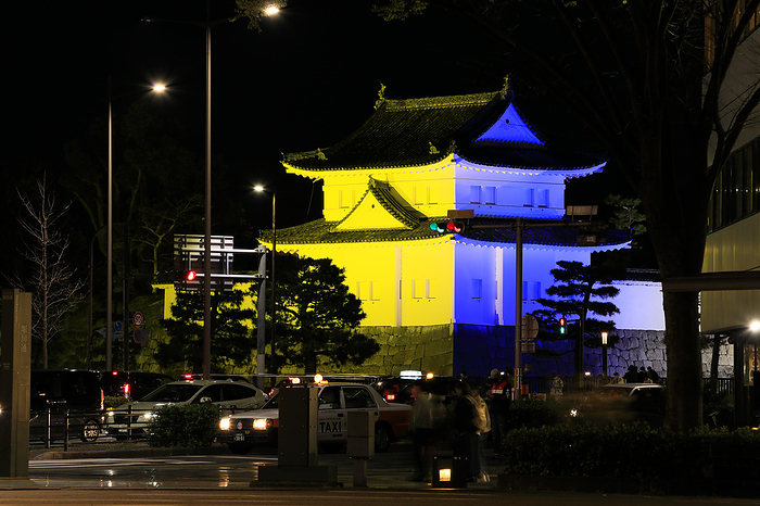 Nijo Castle lit in solidarity with Ukraine World heritage site Nijo Castle is illuminated in the colors of the Ukrainian flag in Kyoto Prefecture, western Japan on April 1, 2022, following the Russian invasion of Ukraine.  Photo by Masahiro Dambayashi AFLO 