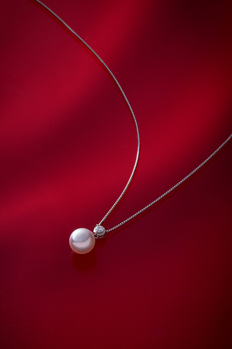 Pearl pendants